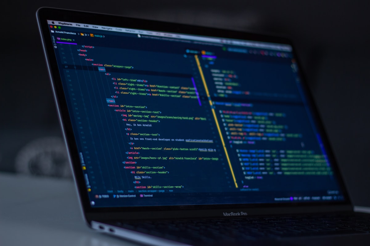 Which solar APIs let you resell the data?